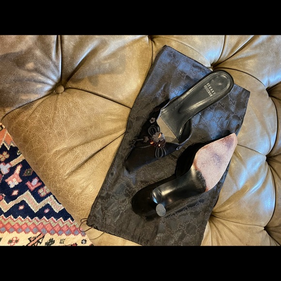 beautiful shoes and gently use. - Picture 6 of 6